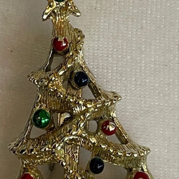 GERRY'S Vintage Gold Tone Rhinestone Christmas Tree Brooch Pin - Picture 7 of 13